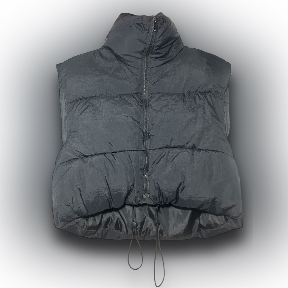 BLACK CROPPED DRAWSTRING PUFFER VEST BRAND NEW